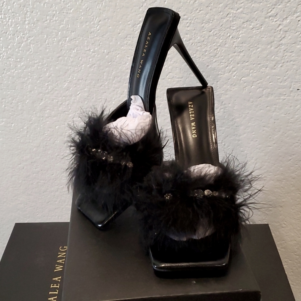 Black heeled sandal with rhinestones Size 8 9 10 &11